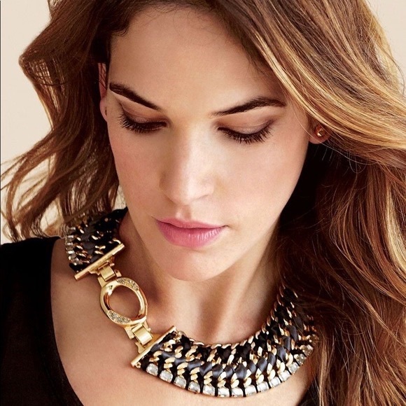 STELLA & DOT Tempest Bib Statement Necklace - Picture 7 of 9